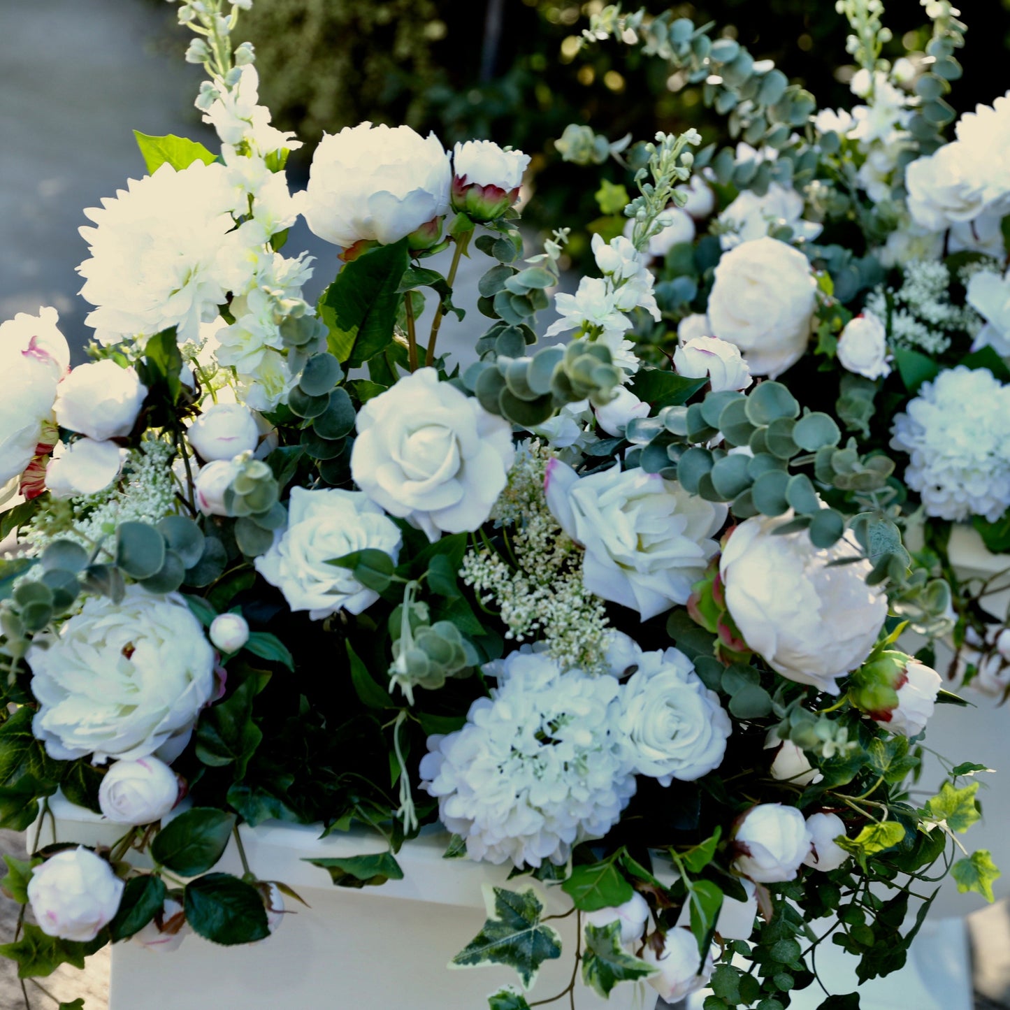 wedding decor, aisle decor, wedding flowers, artificial wedding flowers